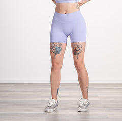 Limitless Scrunch Shorts Damen Hellviolett
