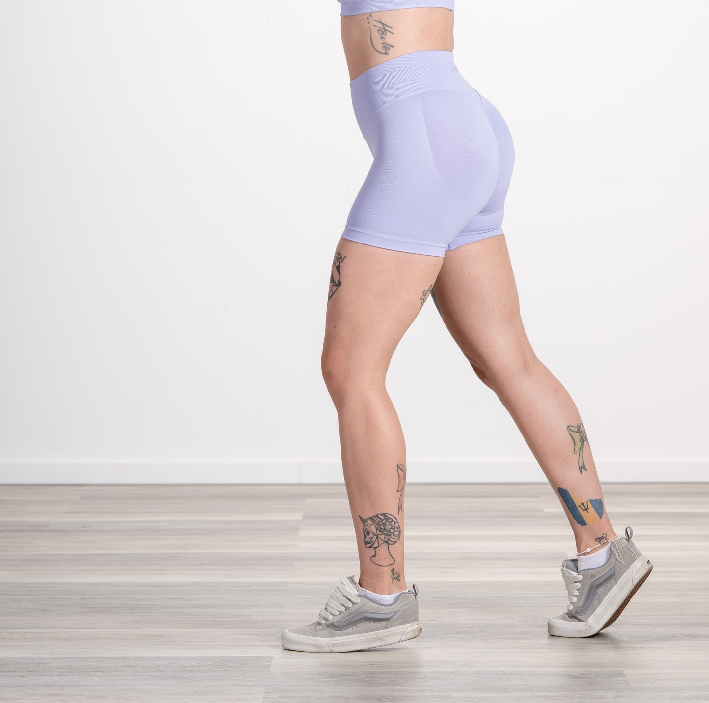 Limitless Scrunch Shorts Damen Hellviolett