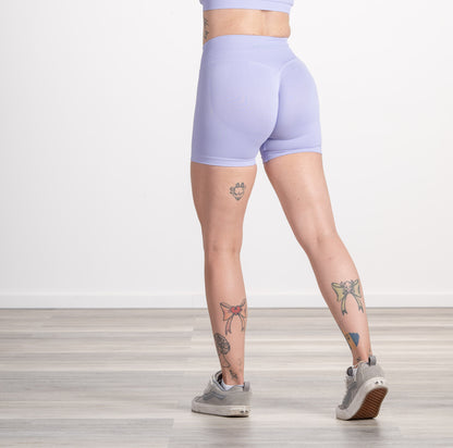Limitless Scrunch Shorts Damen Hellviolett