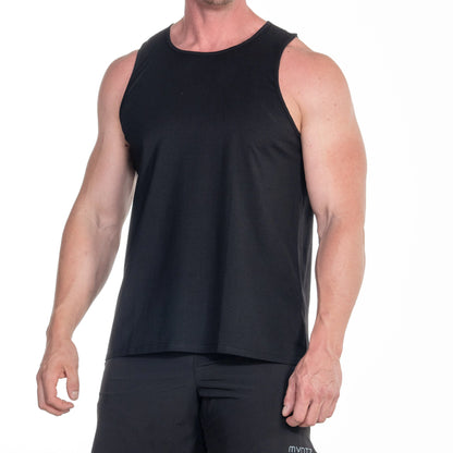 Schwarzes Tanktop – Brustbereich körpernah, restlich locker für athletisch-entspannten Stil